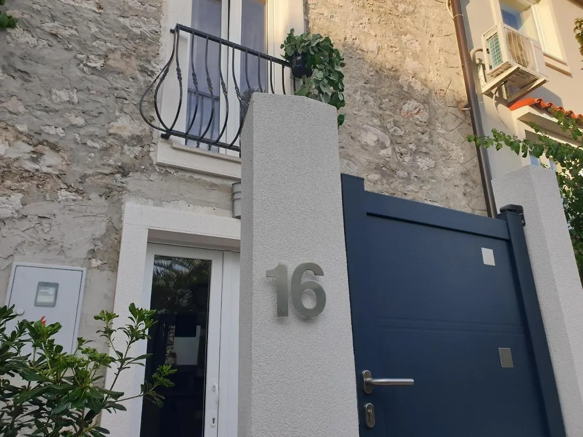 Castel Apartment Mali Losinj