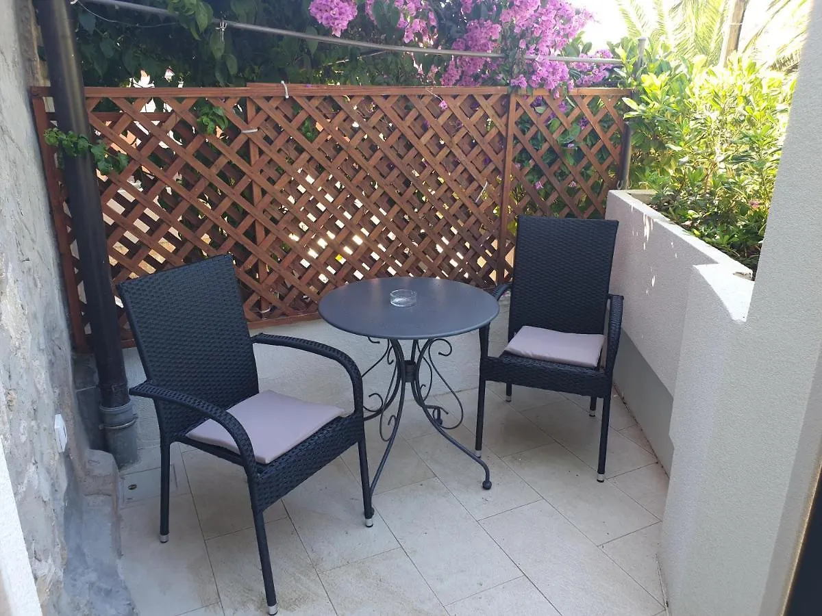 Apartment Ferienwohnung Castel Mali Lošinj Kroatien