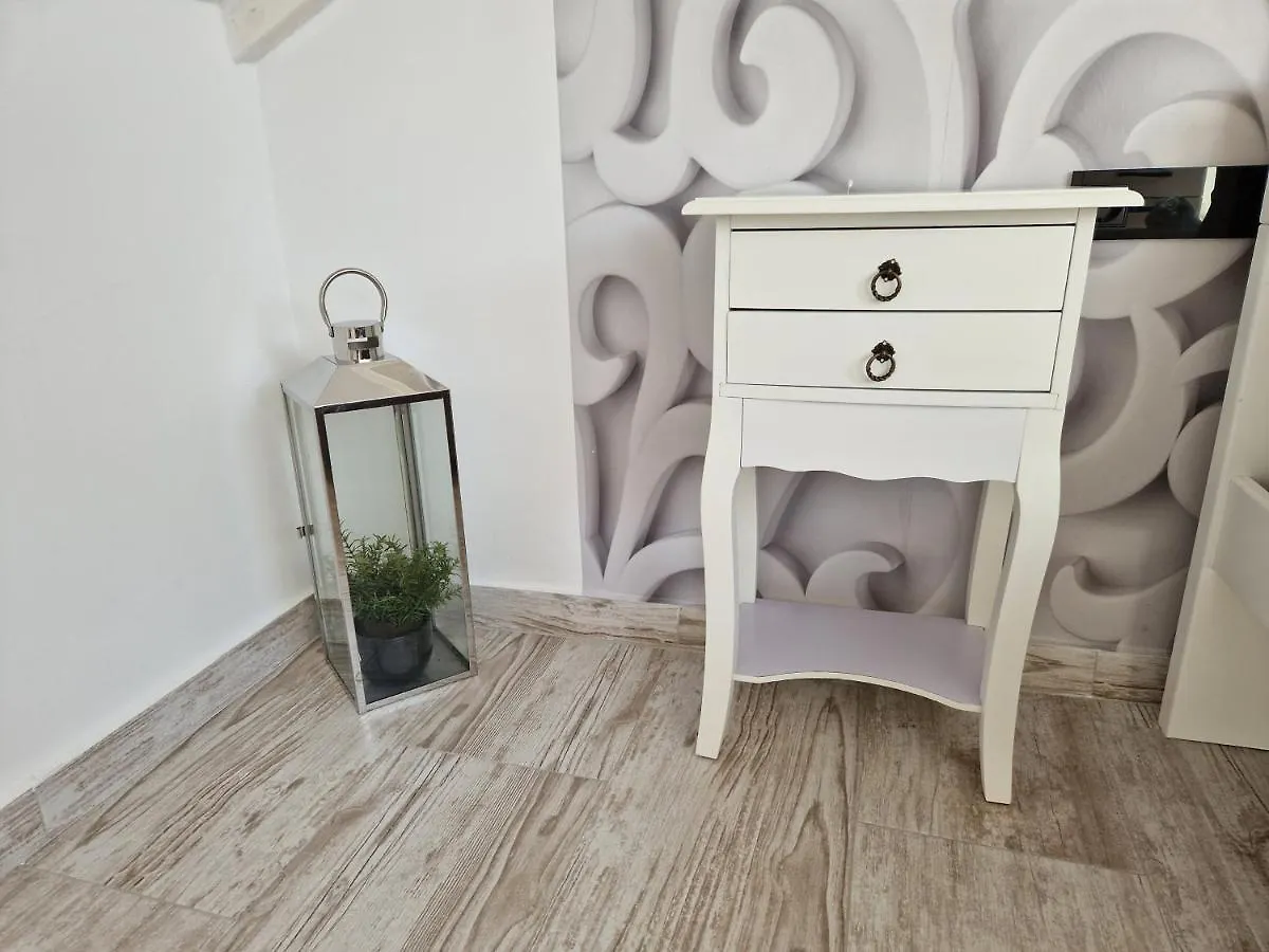 Castel Apartment Mali Losinj