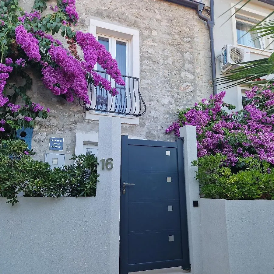 Castel Apartment Mali Losinj